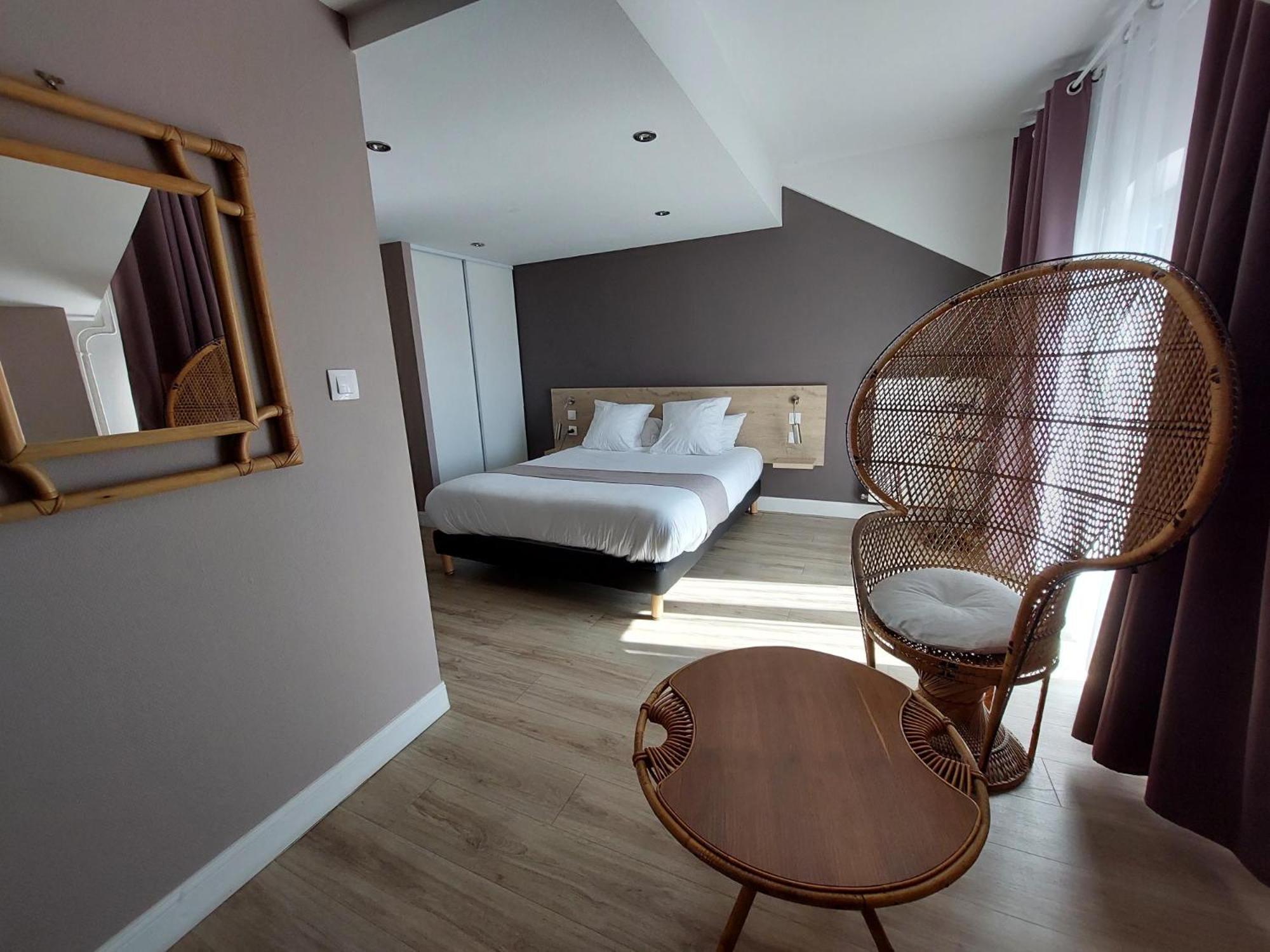 Logis Auberge Des Voyageurs Vandieres  Ngoại thất bức ảnh